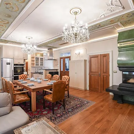 St Giles Sauna And Pool Table Apt Prague