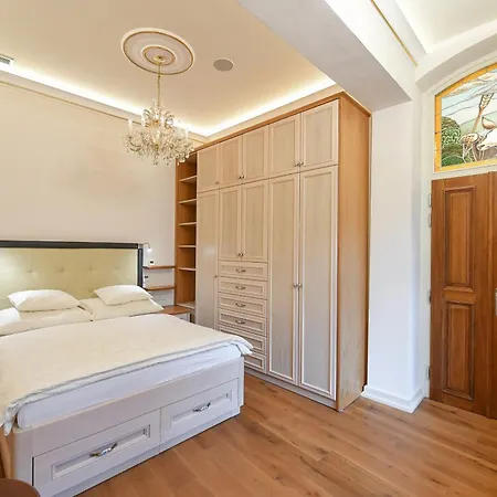 St Giles Sauna And Pool Table Апартаменты Прага